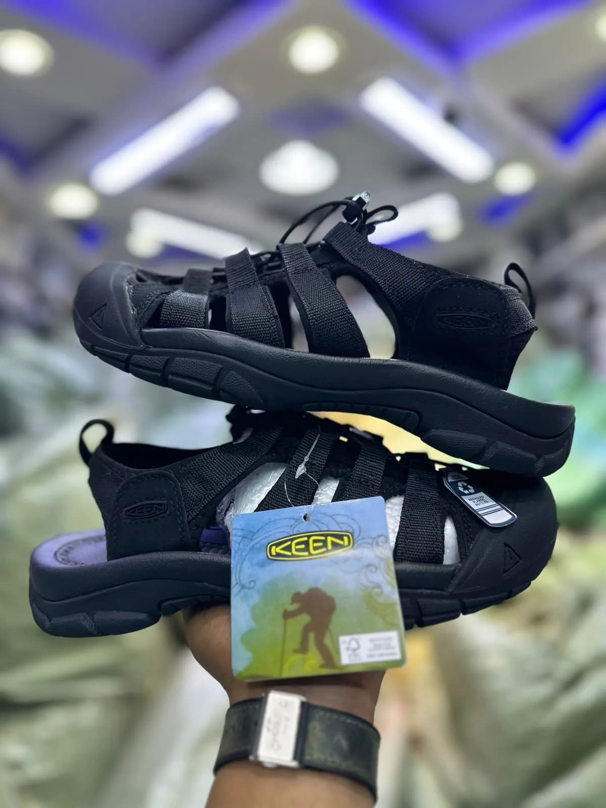 Keen open shoes