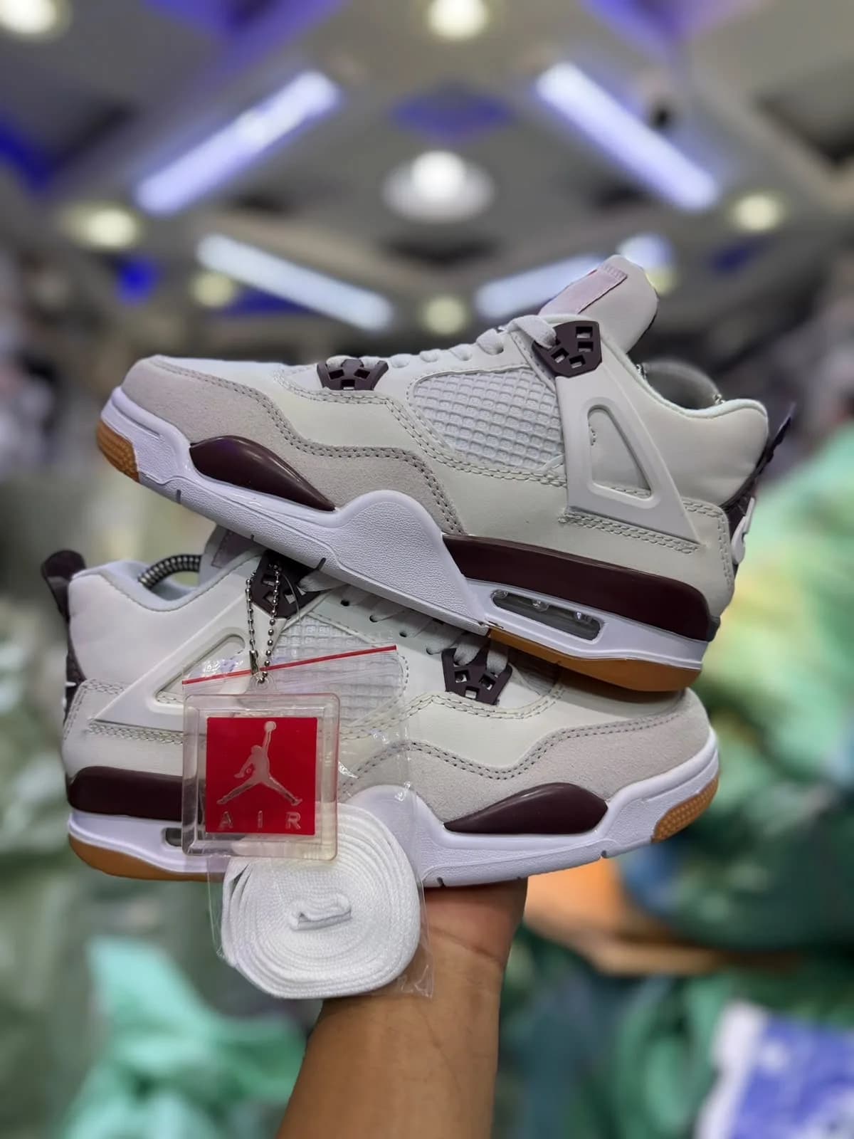 Air Jordan 4