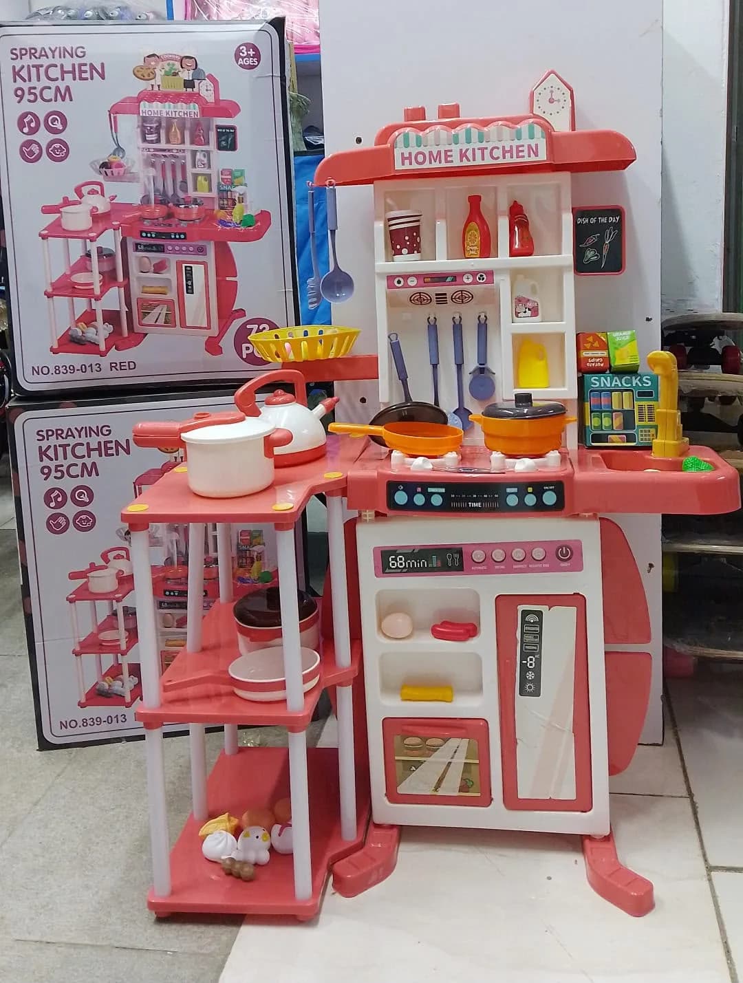 95CM KIDS’ KITCHEN SET – 73 PIECES!