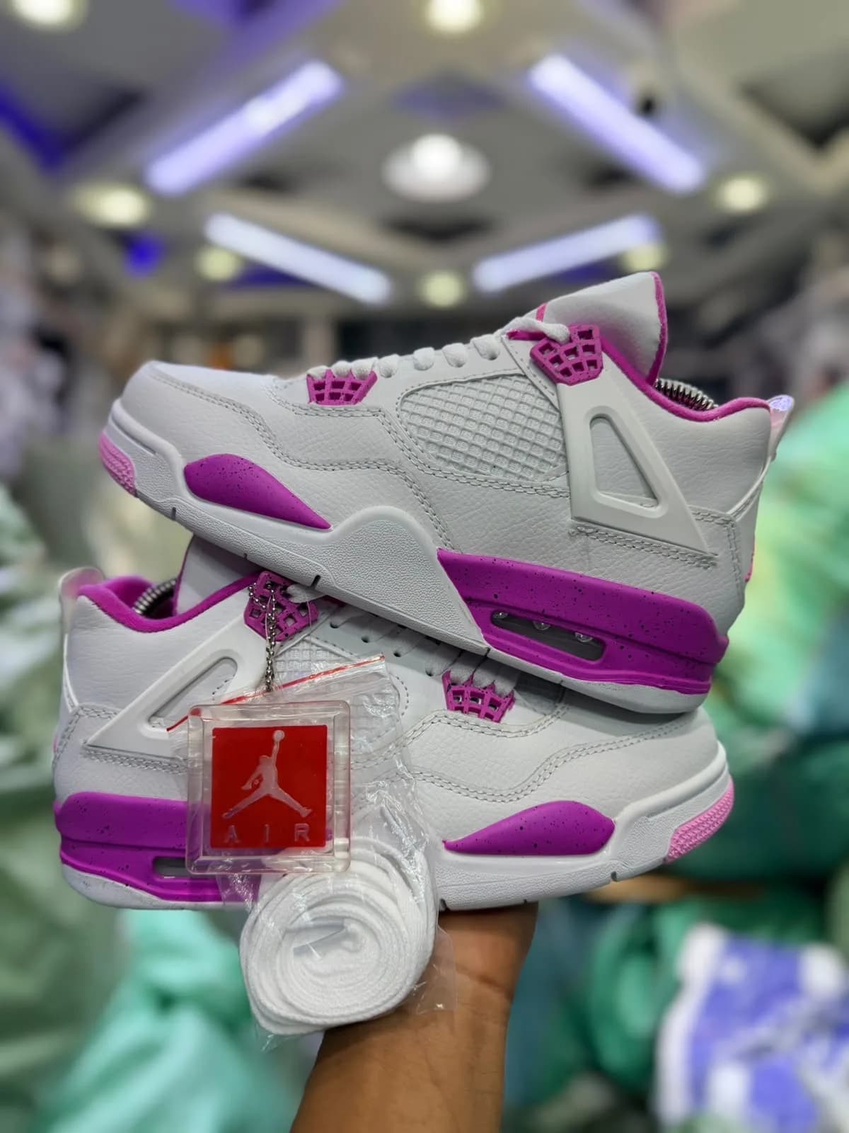 Air Jordan 4